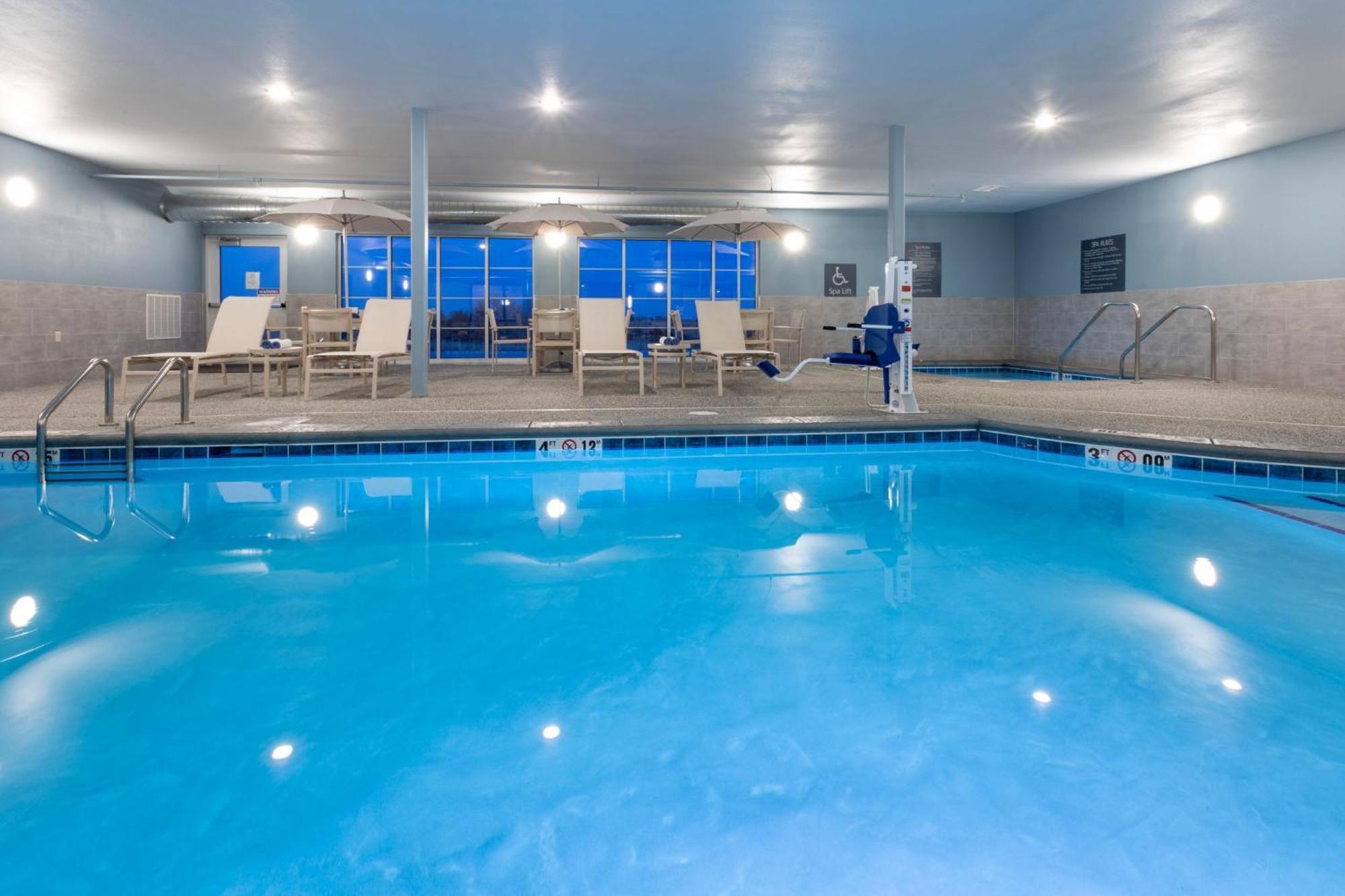 Grandstay Hotel & Suites アルゴナ エクステリア 写真
